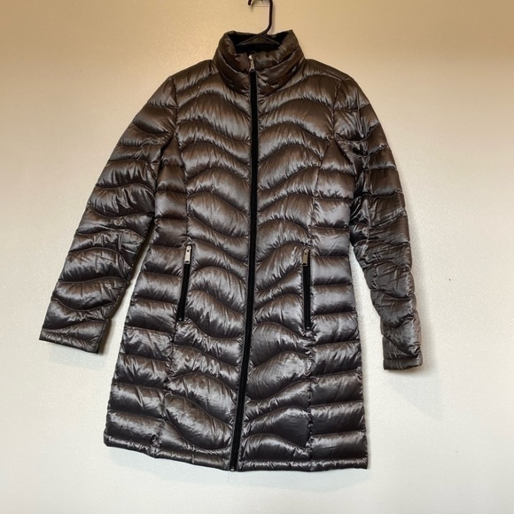 Andrew Marc Packable Lightweight Premium duck Down Prolonged Puffer coat…